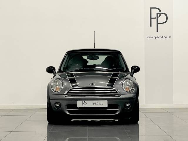 2010 Mini Hatchback 1.6 Cooper D Graphite 3dr