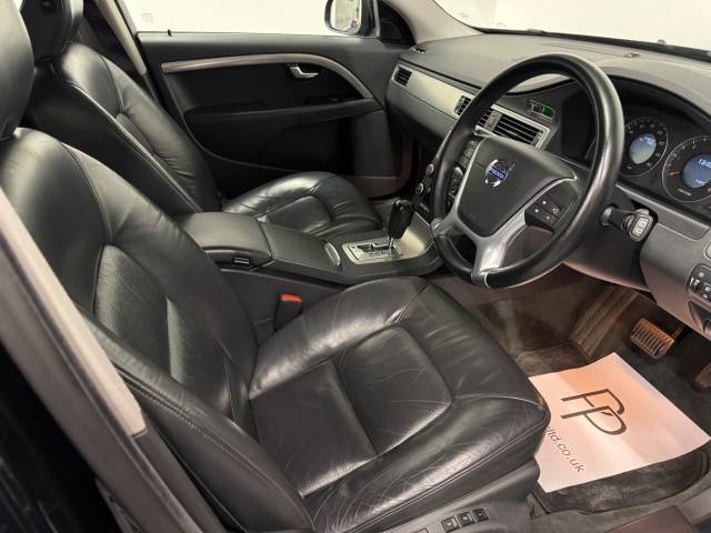 2009 Volvo V70 2.4D [175] SE 5dr Geartronic