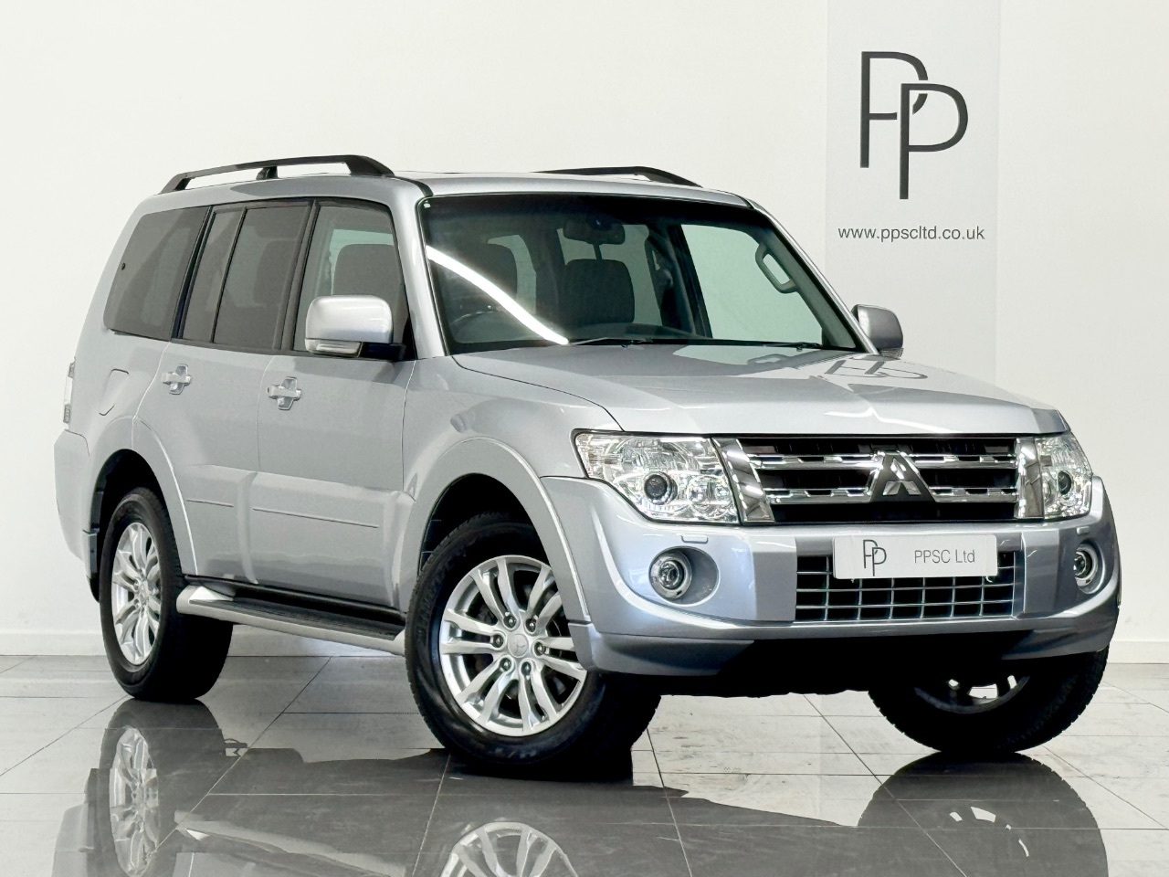 2012 Mitsubishi Shogun