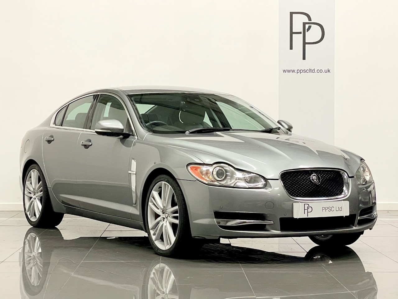 2010 Jaguar XF