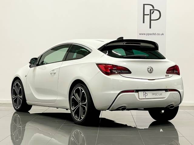 2016 Vauxhall Gtc 1.6T 16V 200 Limited Edition 3dr