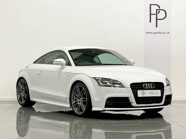 Audi TT 2.0T FSI Black Edition 2dr Coupe Petrol White