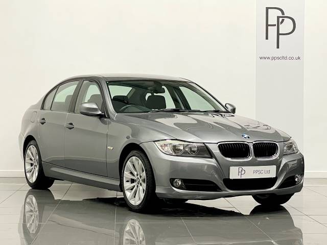 BMW 3 Series 2.0 320i SE 4dr Step Auto Saloon Petrol Metallic Grey