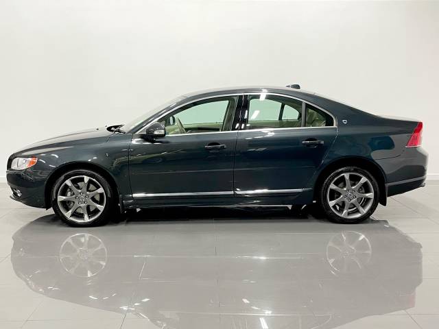 2010 Volvo S80 4.4 V8 AWD Executive 2007.5 4dr Geartronic