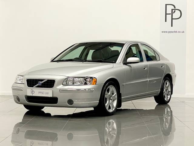 2004 Volvo S60 2.4 D5 SE 4dr [Geartronic]