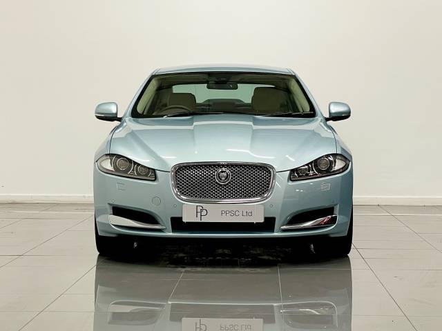 2011 Jaguar XF 3.0d V6 Premium Luxury 4dr Auto