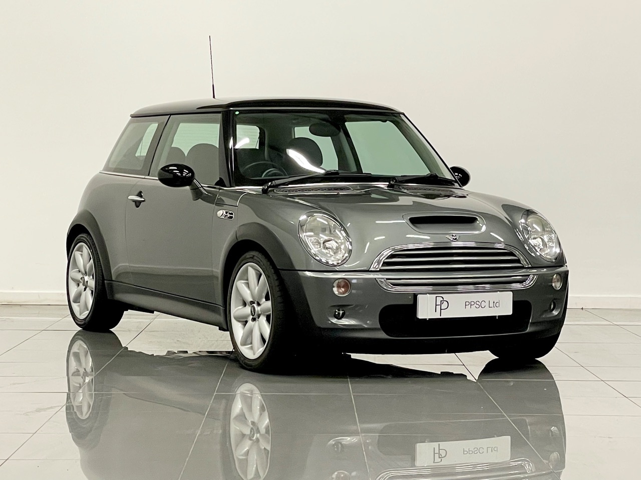 2003 Mini Hatchback