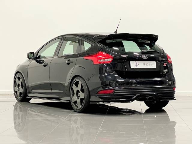 2015 Ford Focus 2.0T EcoBoost ST-2 5dr