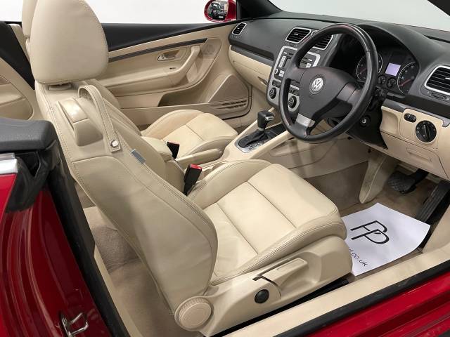 Volkswagen Eos 2.0 TDI 2dr DSG Convertible Diesel Red