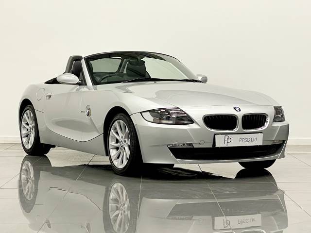 BMW Z4 2.0i SE 2dr Convertible Petrol Titanium Silver