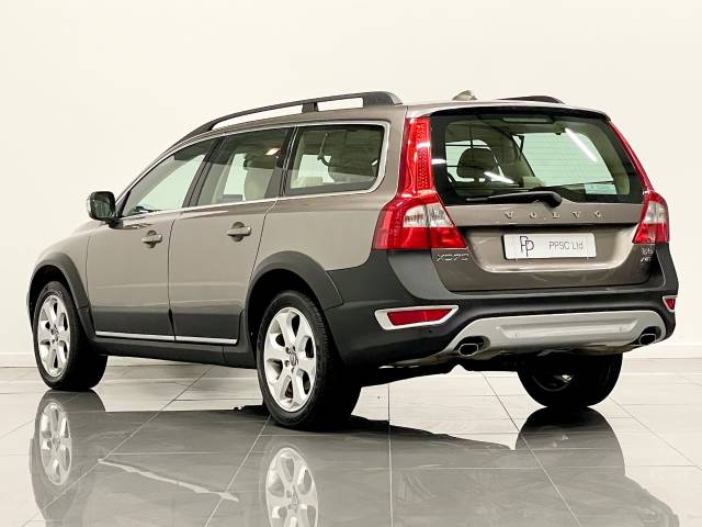 2010 Volvo XC70 2.4 D5 [205] SE Lux 5dr Geartronic [Sat Nav]