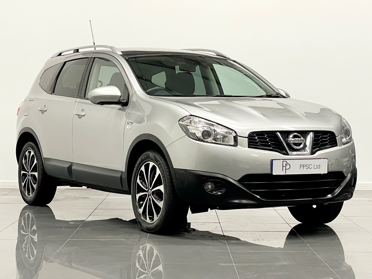 2012 Nissan Qashqai+2