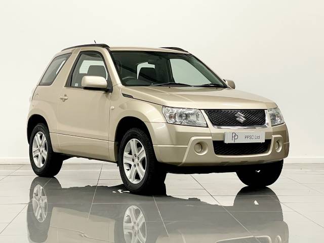 Suzuki Grand Vitara 1.6 VVT 3dr Estate Petrol Champagne Gold