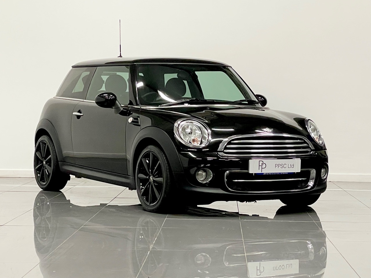 2011 Mini Hatchback