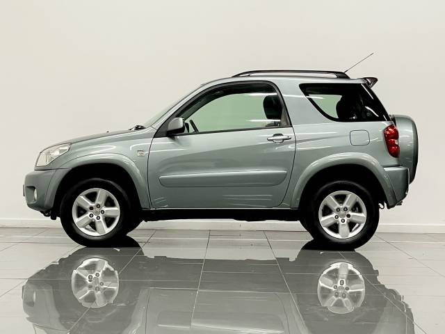 2004 Toyota Rav-4 2.0 XT3 3dr