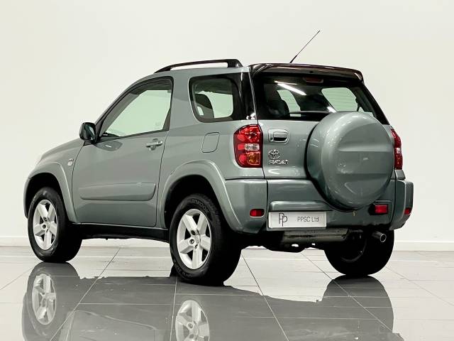 2004 Toyota Rav-4 2.0 XT3 3dr