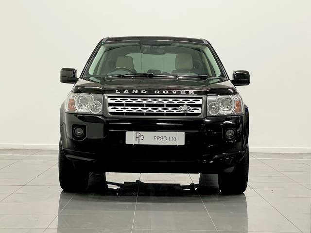 Land Rover Freelander 2.2 SD4 HSE 5dr Auto Estate Diesel Metallic Black