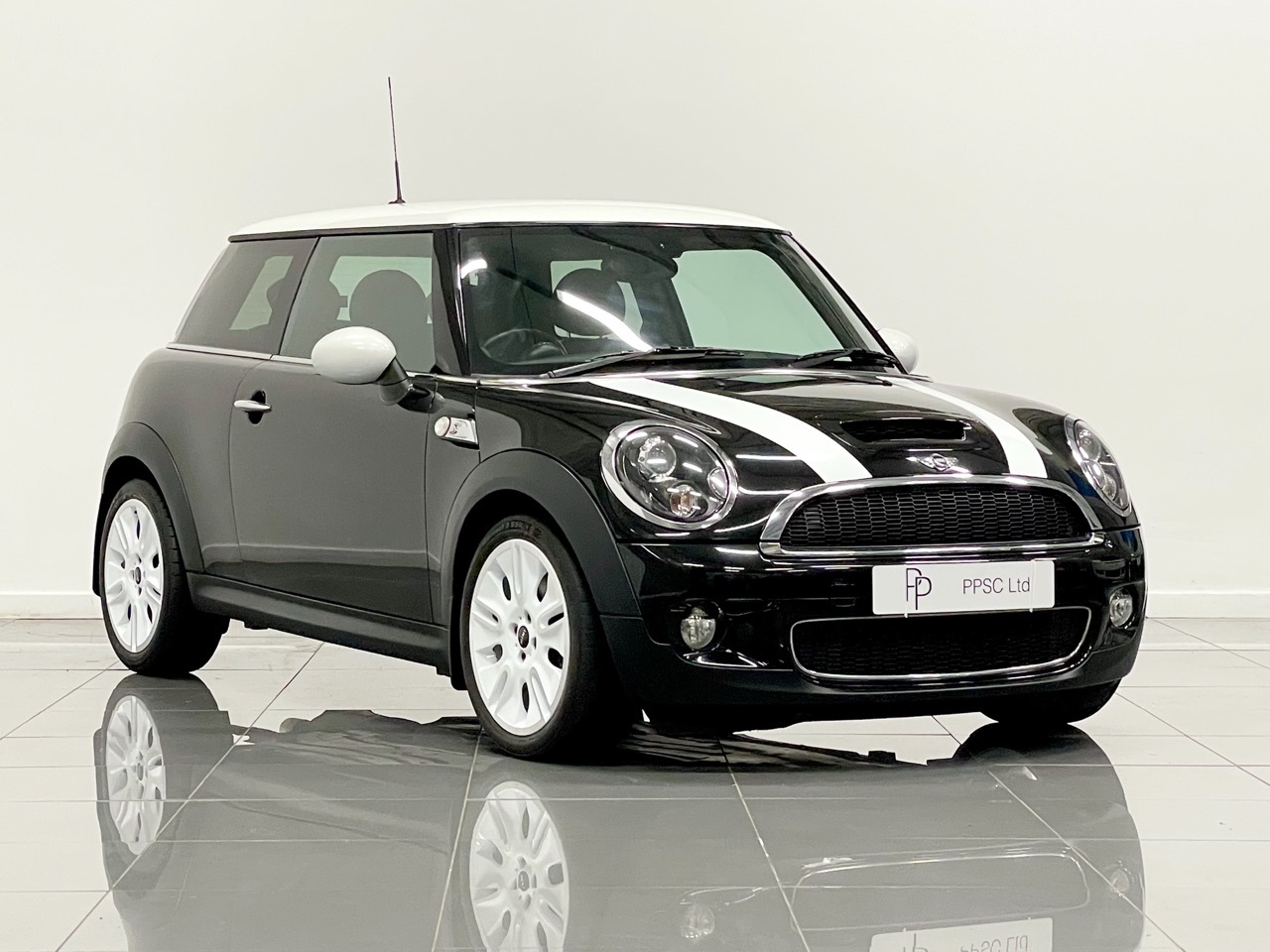 2010 Mini Hatchback