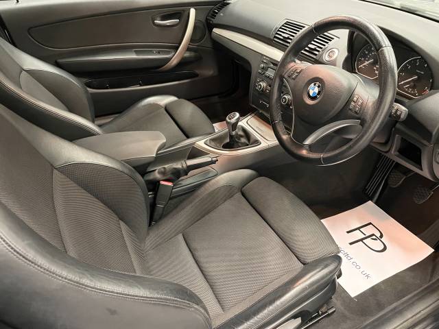 BMW 1 Series 2.0 120i SE 2dr Convertible Petrol Cashmere Silver Metallic