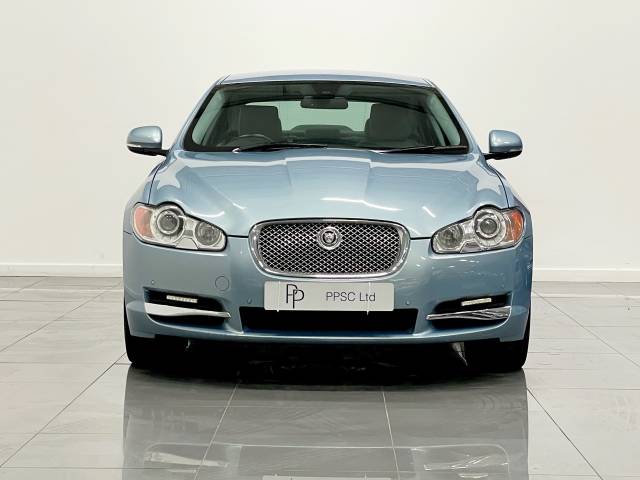 2010 Jaguar XF 3.0d V6 Premium Luxury 4dr Auto