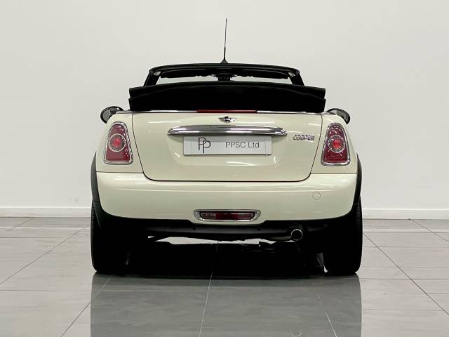 2011 Mini Convertible 1.6 Cooper 2dr