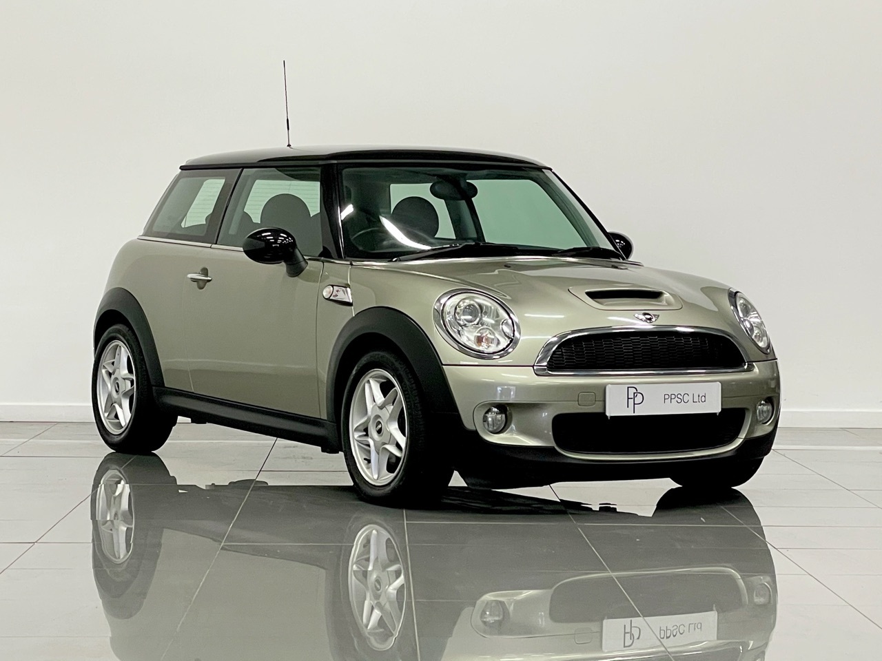 2008 Mini Hatchback