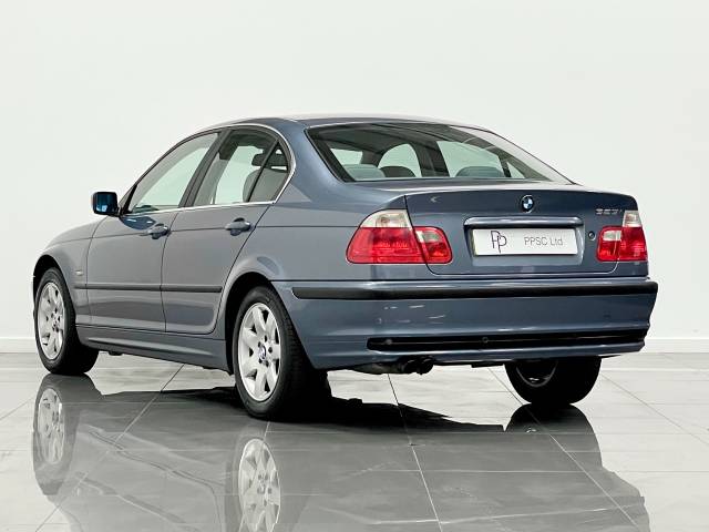 2000 BMW 323 2.5 323i SE Saloon Auto