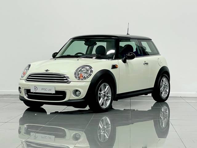 2013 Mini Hatchback 1.6 Cooper D [Chili] 3dr