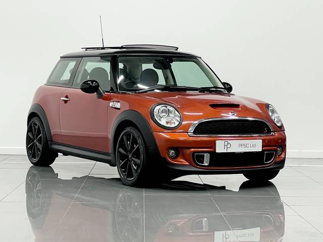 Mini Hatchback 1.6 Cooper S 3dr Hatchback Petrol Metallic Burnt Orange