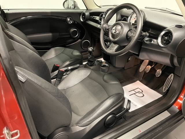 2012 Mini Hatchback 1.6 Cooper S 3dr