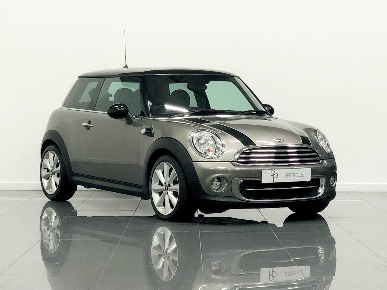 2011 Mini Hatchback