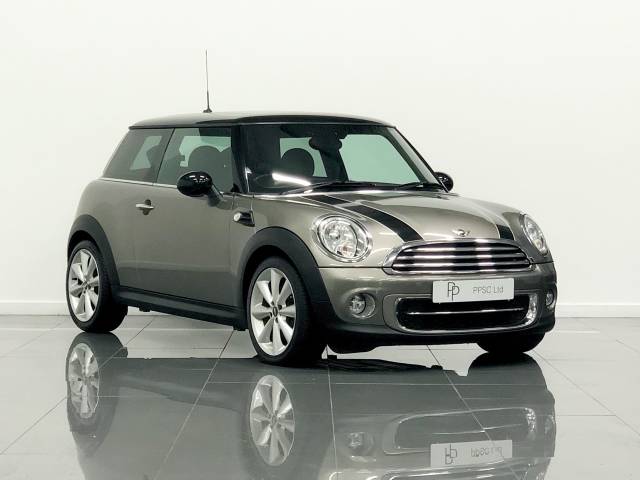 Mini Hatchback 1.6 Cooper D 3dr Hatchback Diesel Metallic Sand Silver