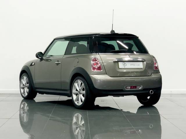 2011 Mini Hatchback 1.6 Cooper D 3dr