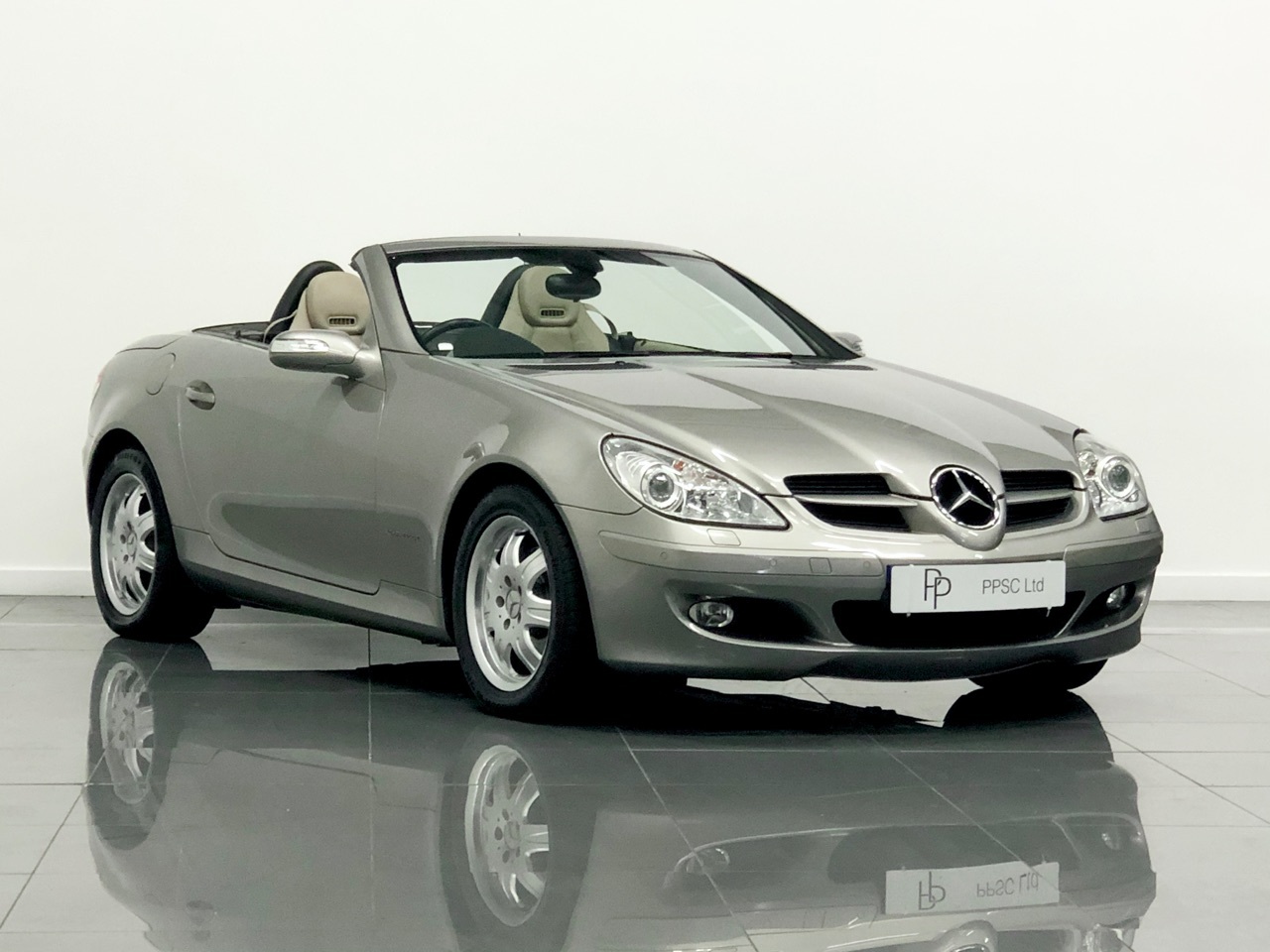 2004 Mercedes-Benz SLK