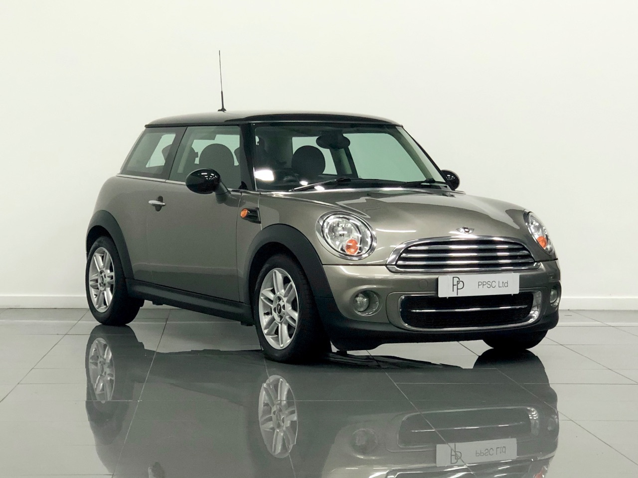 2011 Mini Hatchback