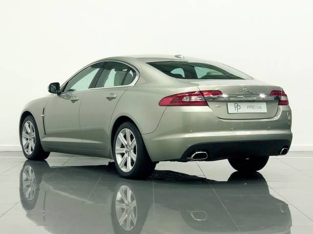 2011 Jaguar XF 3.0d V6 Luxury 4dr Auto