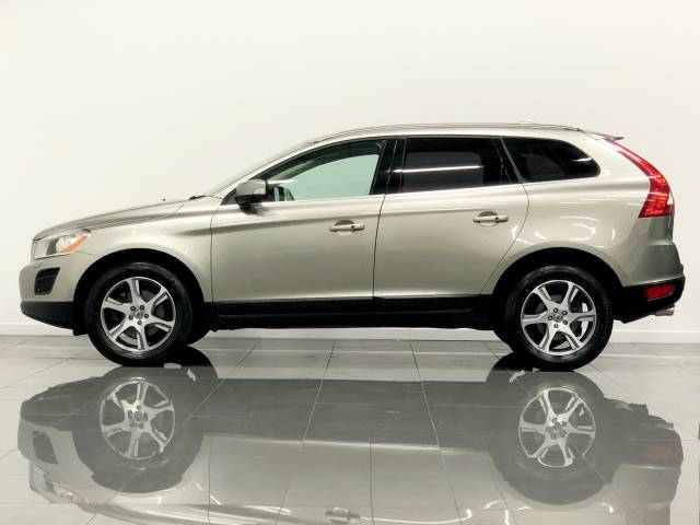 2010 Volvo XC60 2.4 D5 [205] SE Lux 5dr AWD Geartronic