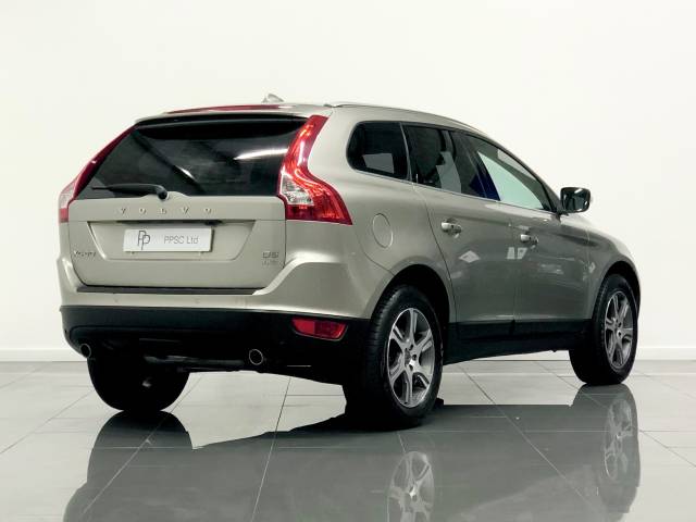 2010 Volvo XC60 2.4 D5 [205] SE Lux 5dr AWD Geartronic