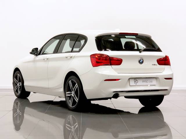 2016 BMW 1 Series 2.0 118d Sport 5dr [Nav]