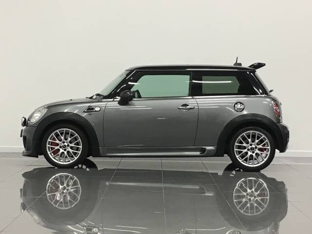 2009 Mini Hatchback 1.6 John Cooper Works 3dr