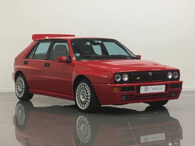 Lancia Delta 2.0 DELTA HF INTEGRALE Saloon Petrol Monza Red