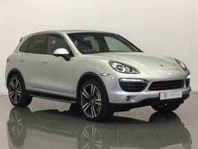 PORSCHE CAYENNE 2012 (12) at Phil Presswood Specialist Cars Brigg