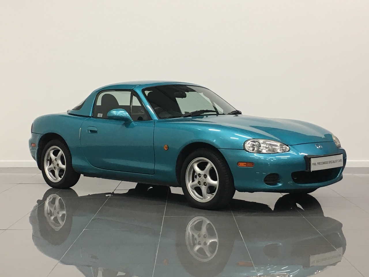 2003 Mazda MX-5