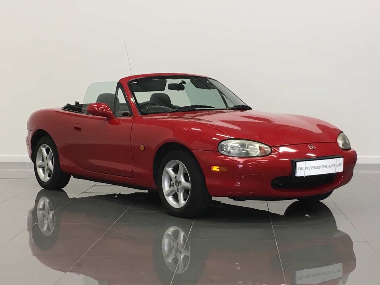 2000 Mazda MX-5