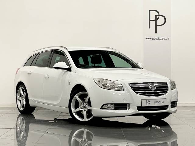 Vauxhall Insignia 2.0 CDTi [160] SRi Vx-line Nav 5dr Auto Estate Diesel White