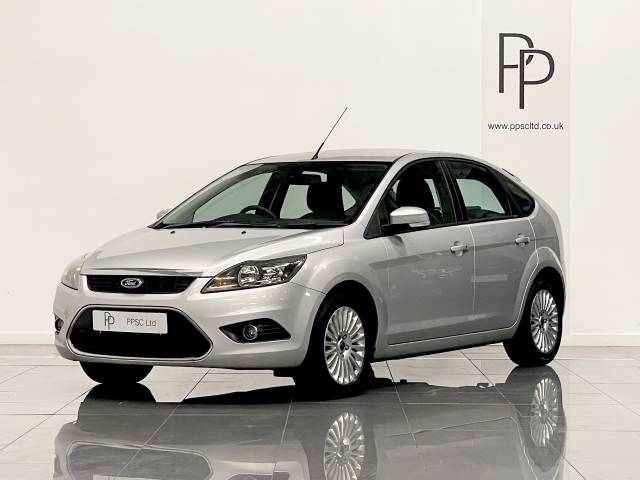 2010 Ford Focus 1.6 Titanium 5dr Auto