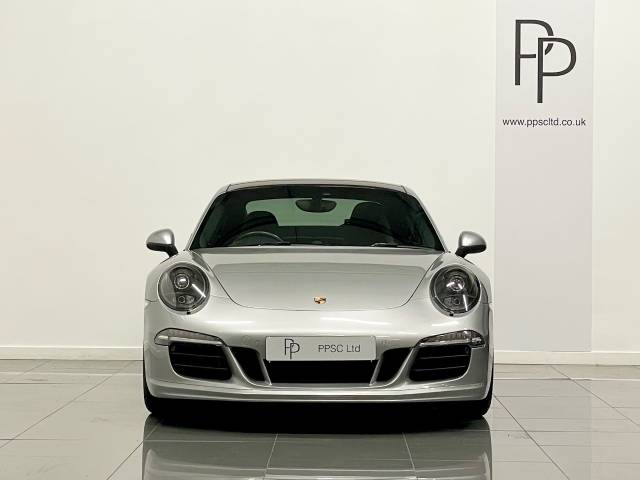 2014 Porsche 911 3.8 GTS 2dr PDK