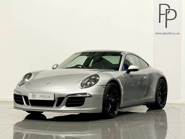 2014 Porsche 911 3.8 GTS 2dr PDK