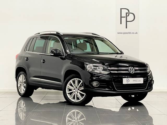 Volkswagen Tiguan 2.0 TDi Sport 170 5dr Saloon Diesel Black