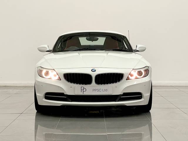 BMW Z4 2.5 23i sDrive 2dr Convertible Petrol Alpine White